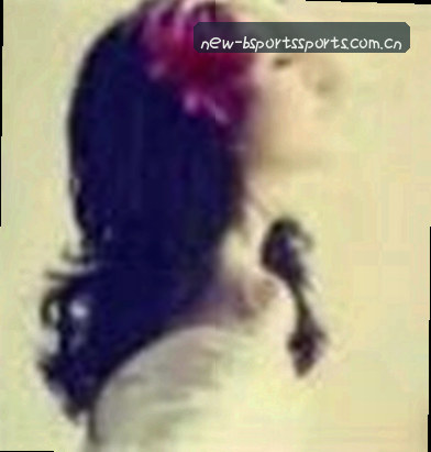 王磊